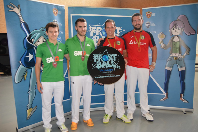 Triplete navarro en Mendillorri